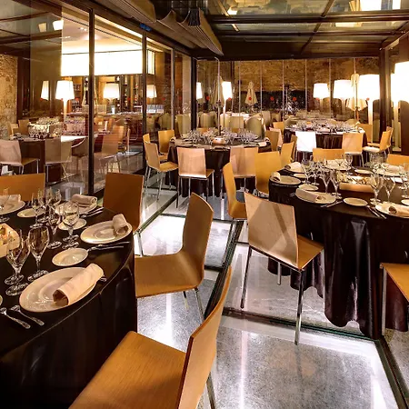 Olivia Plaza Hotel-2