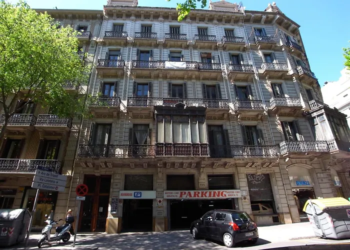 Cheap hotels Fashion House