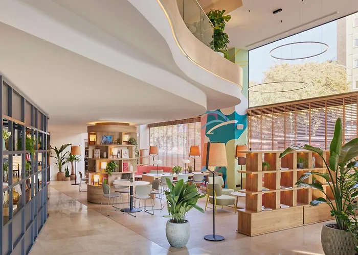 Hotel familiar: Hotel Barcelona Apolo, Affiliated by Meliá