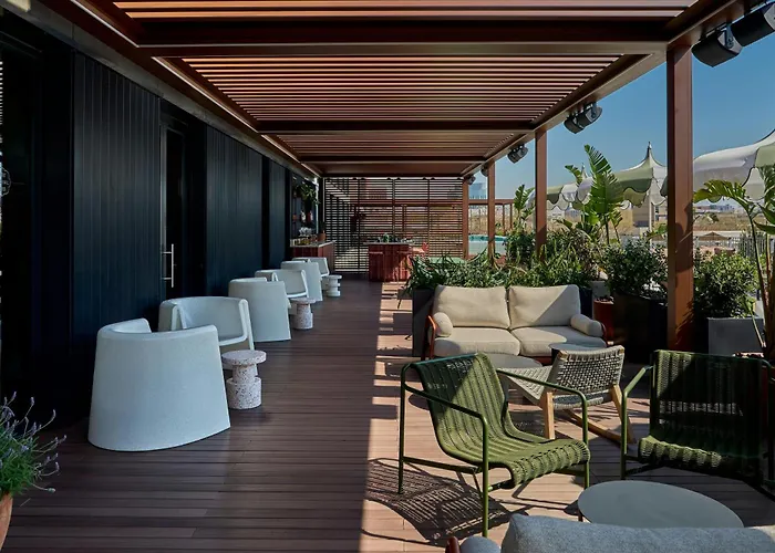 The Social Hub Barcelona Poblenou Extended Stay